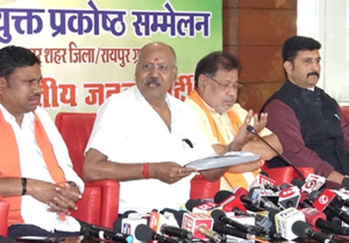 भूपेश बघेल को विक्टिम कार्ड का लाभ नहीं होगा : बृज मोहन अग्रवाल